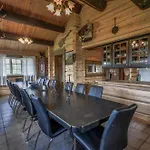 Сasa de vacaciones Charming Timber For Gathering And Celebrations