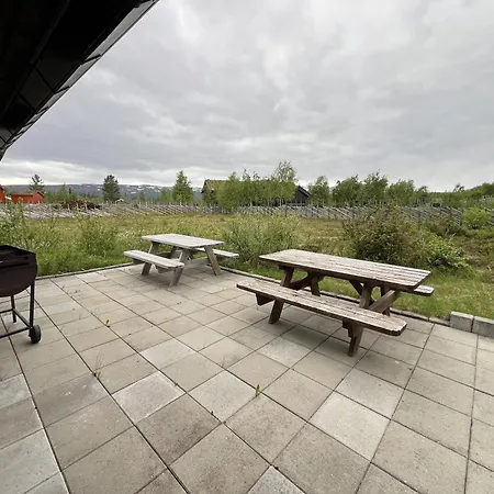 Charming Timber For Gathering Celebrations *