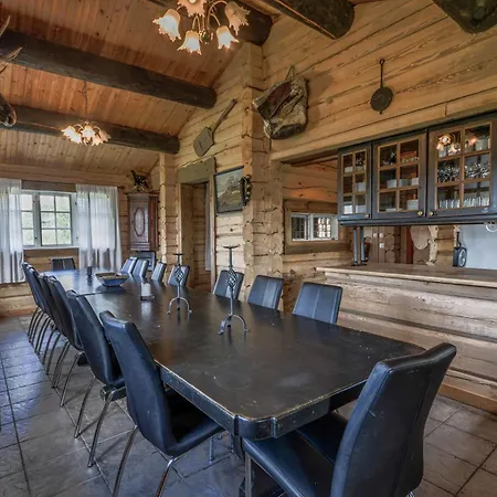 度假居 Charming Timber For Gathering And Celebrations