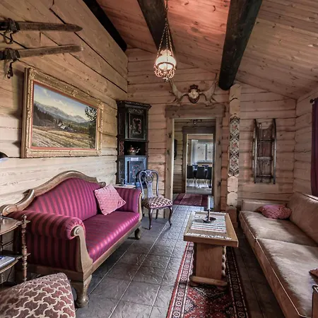 Charming Timber For Gathering Celebrations Ferienhaus