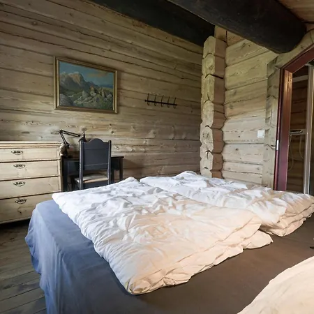 Charming Timber For Gathering And Celebrations