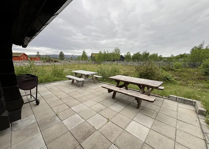 Charming Timber For Gathering And Celebrations *